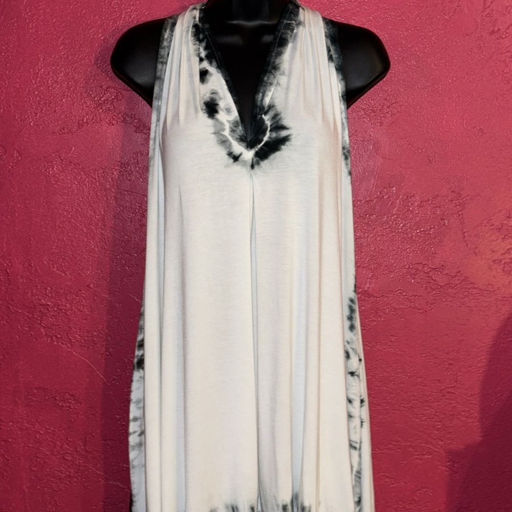 POL tie dye super soft & comfortable trapeze dress. Sz small. Beach cover up.